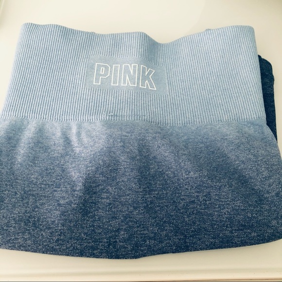 PINK VICTORIA SECRET SEAMLESS WORKOUT SHORTIE - Picture 5 of 6